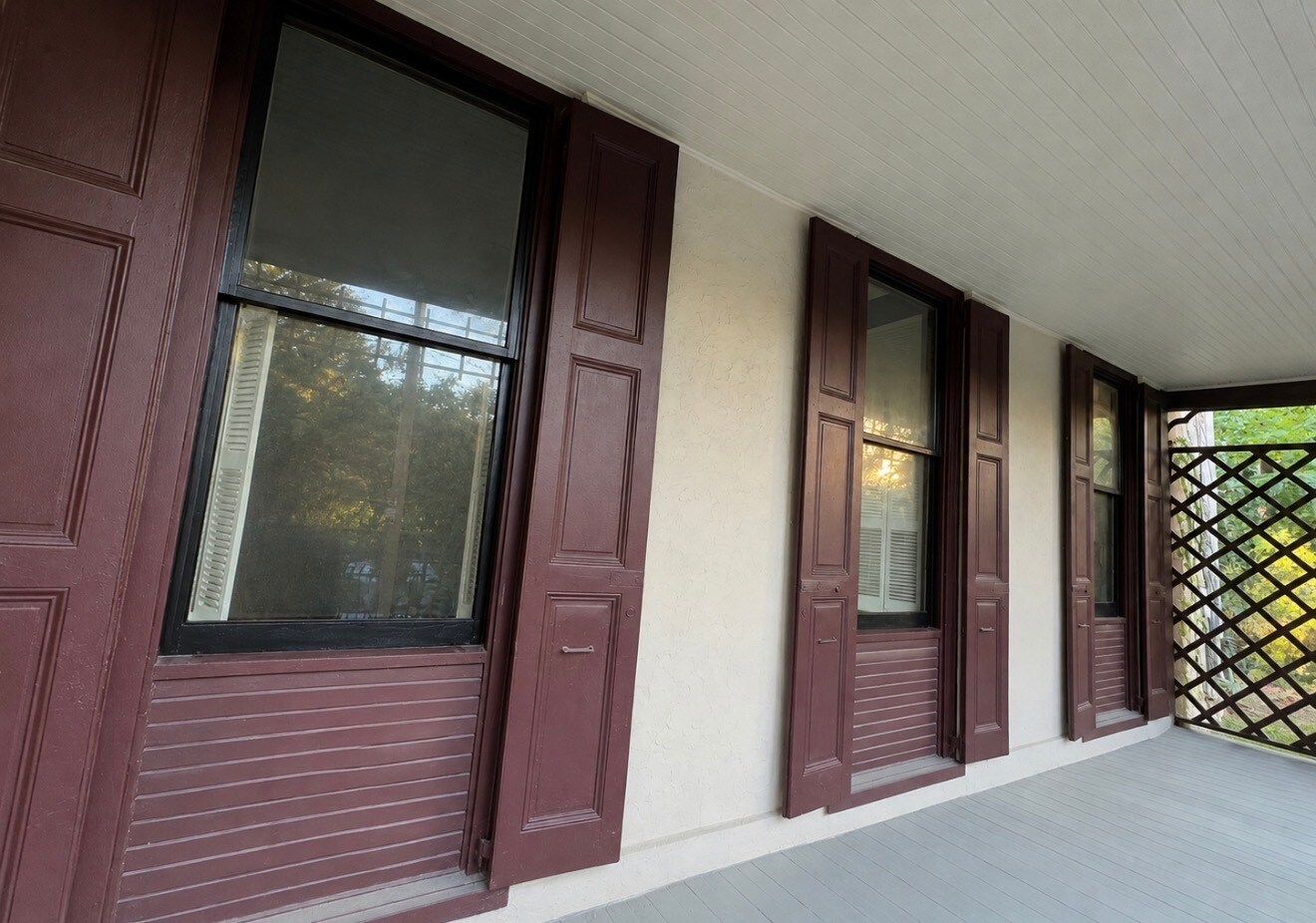 Building Photo - 38 E Penn St