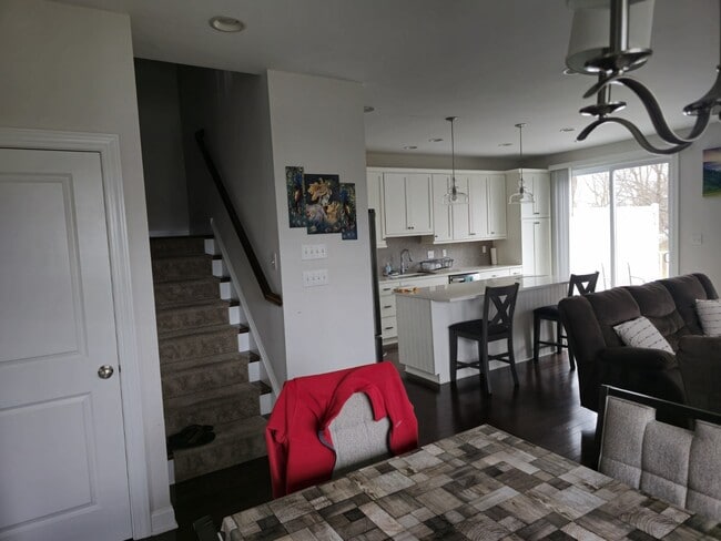 Building Photo - 100 Everleigh Dr