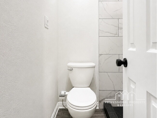 Building Photo - 2-bedroom, 2-bathroom home in Casitas Del Valle Townhouses