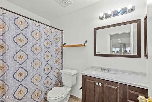 Building Photo - 8800 Cedros Ave