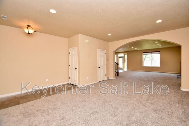 Building Photo - 1057 Cambria Drive