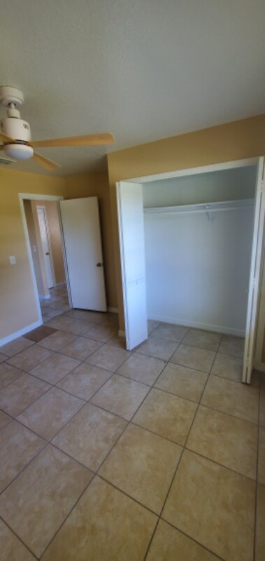 Building Photo - 5324 Bonnie Brae Cir