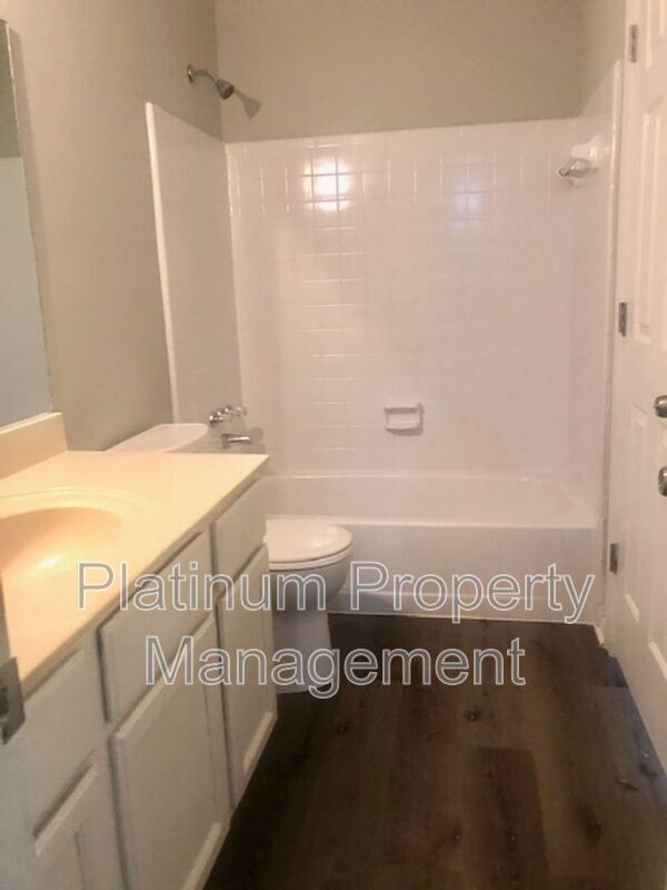 Building Photo - 5557 Mountain Springs Cir