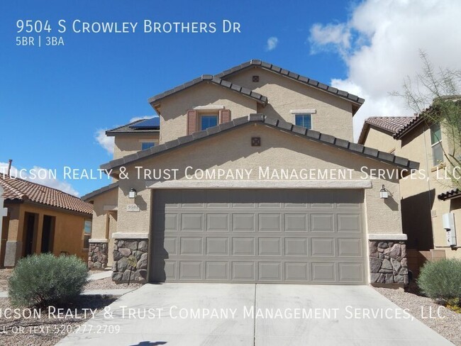 Building Photo - 5 bedrooms - 3 Full bathrooms - Vail Schoo...