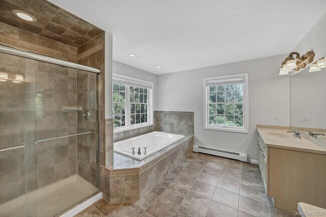 Building Photo - 24 Charnwood Dr