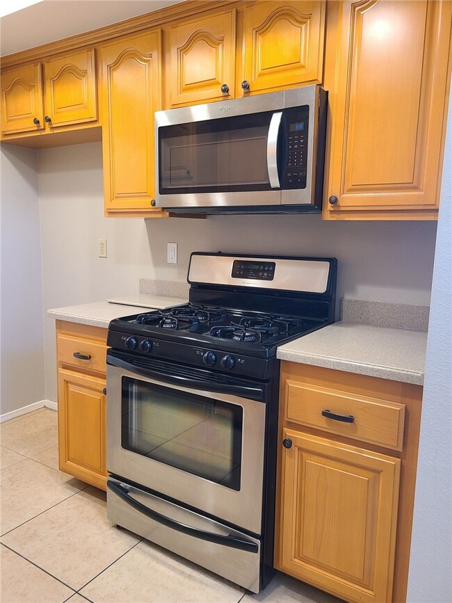 Building Photo - 17661 Sergio Cir