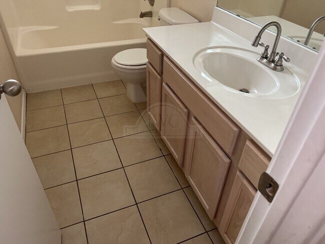 Building Photo - 3709 Frigate Dr