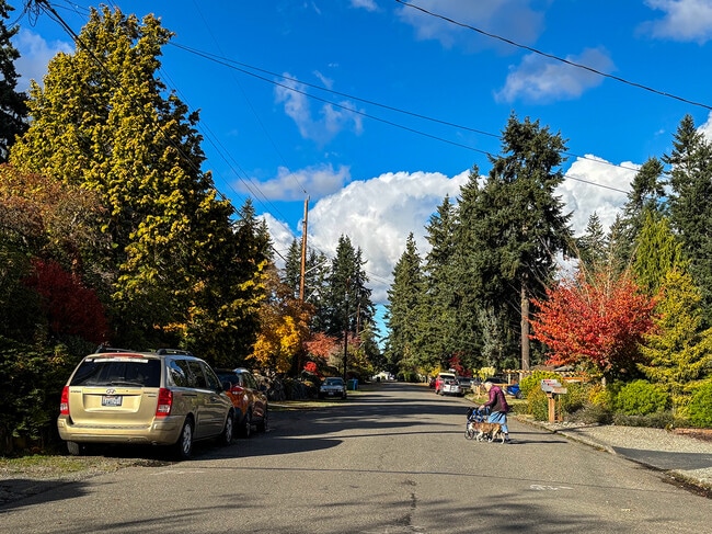 Building Photo - 18526 Wallingford Ave N