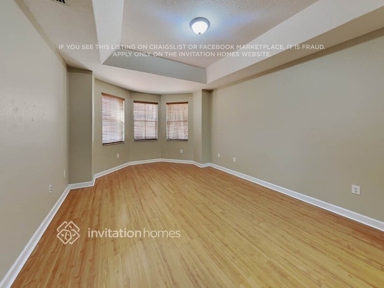 Building Photo - 15063 SW 11th Ln