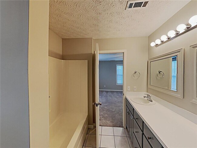 Building Photo - 540 Cherokee Overlook Ct