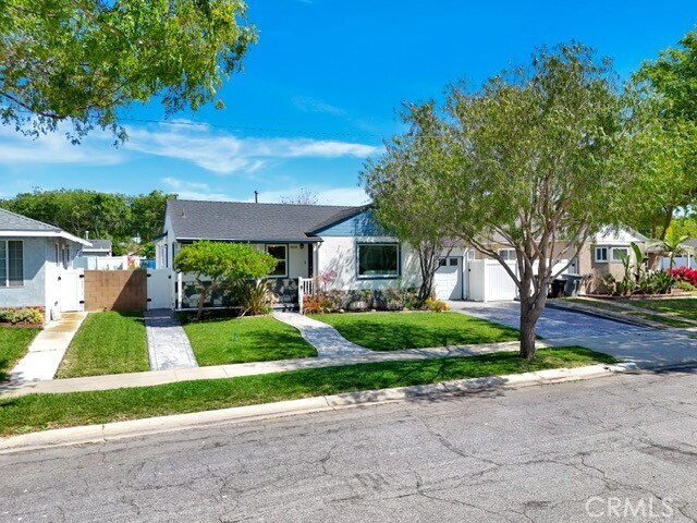 Building Photo - 17032 Falda Ave