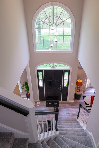 Building Photo - 1208 Enchanted Oaks Dr