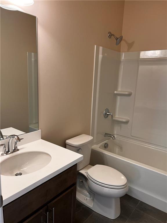 Building Photo - 3755 Crestland Ln