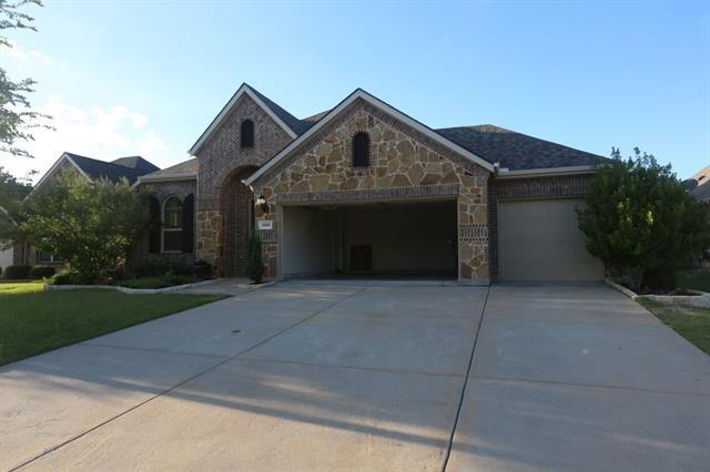 Building Photo - 5820 Fremont Dr
