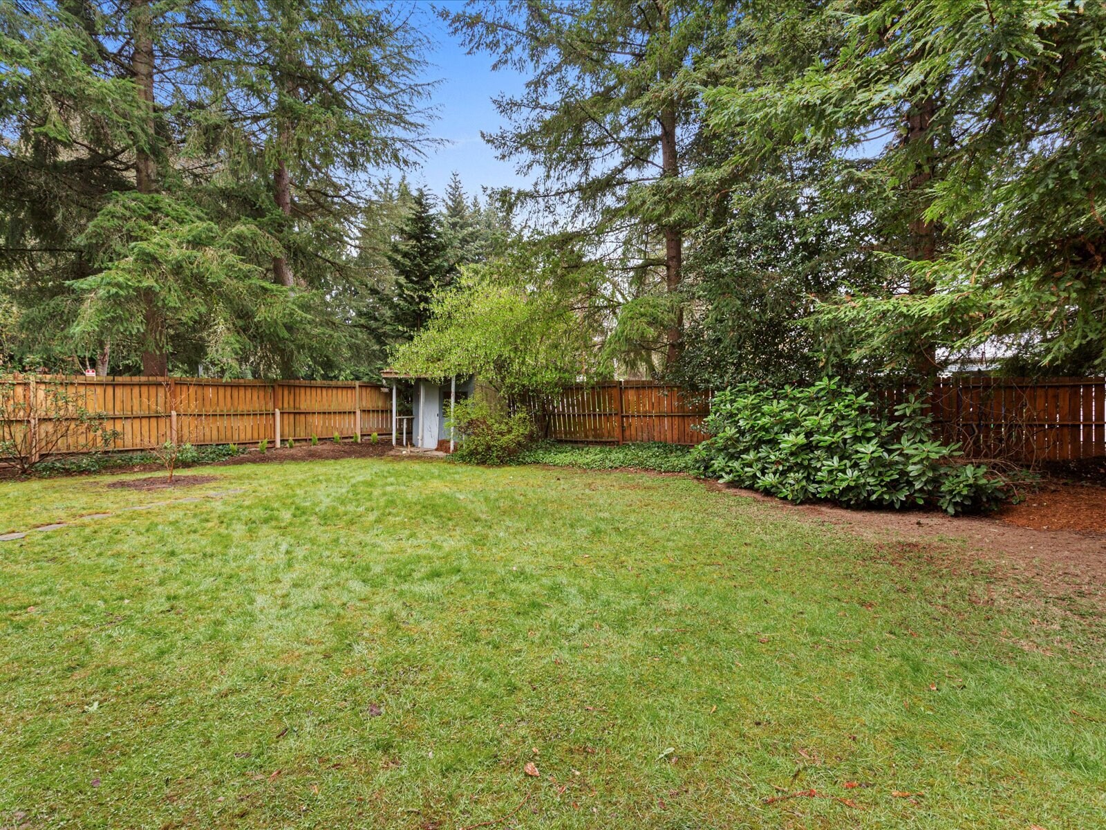 Building Photo - 16445 Ambaum Blvd S