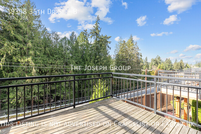 Building Photo - Modern living at its finest! 3 bed in Bothell