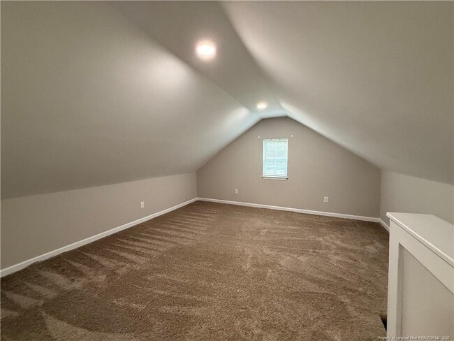 Building Photo - 122 Kensington Cir