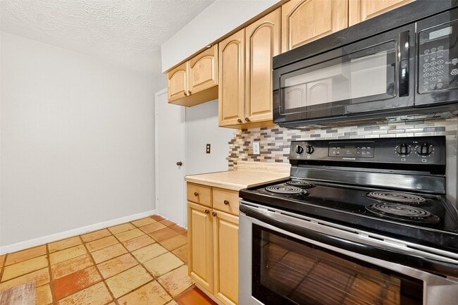 Building Photo - 4123 Wyanngate Dr