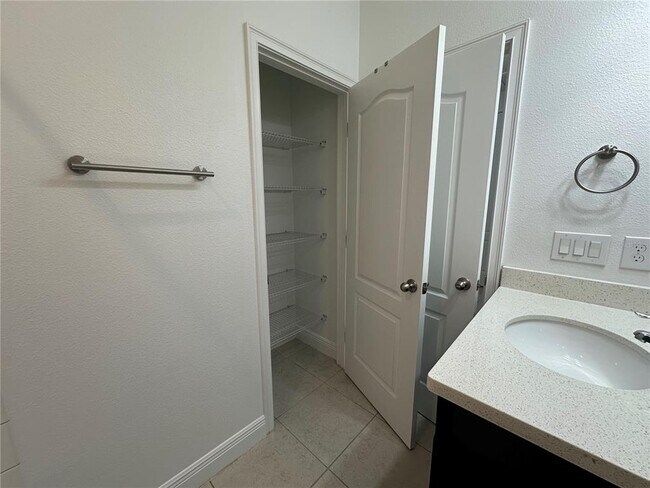 Building Photo - 15479 Sugar Citrus Dr