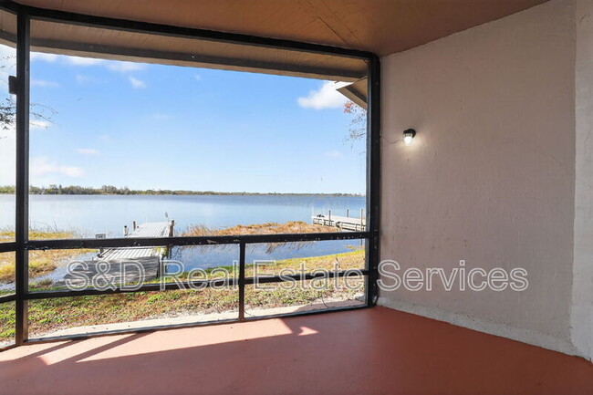 Building Photo - 2219 9th St SE