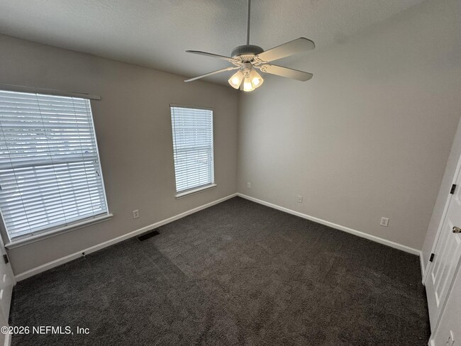 Building Photo - 8428 Thornbush Ct