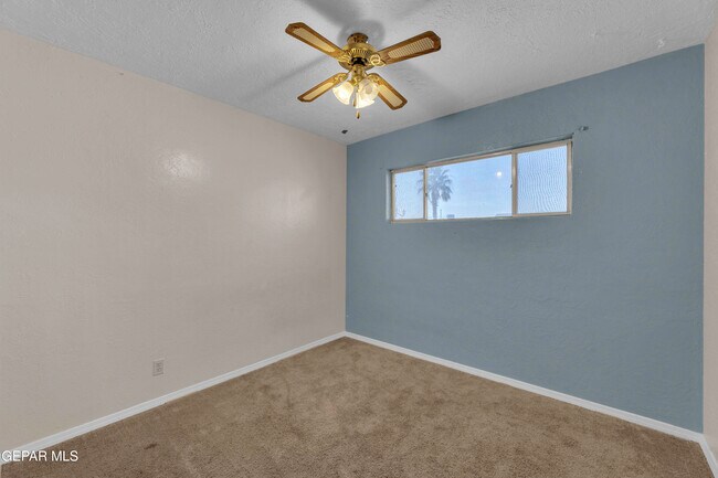 Building Photo - 252 Trinity Pl