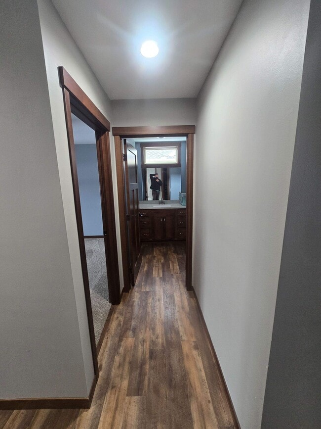 Building Photo - 1934 W 6th St