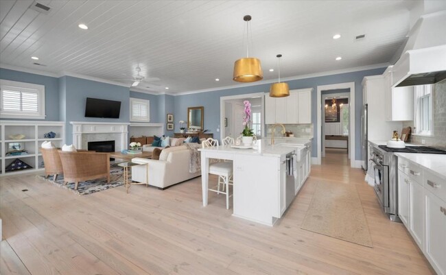 Building Photo - 1595 Paradise Lake Dr