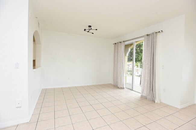 Building Photo - 8906 W Flagler St
