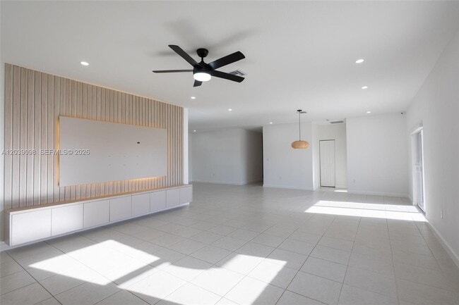 Building Photo - 29071 SW 171st Ave