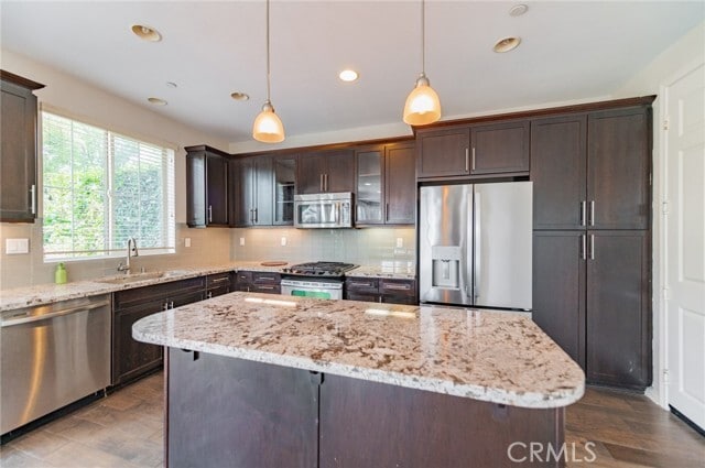 Building Photo - 166 Desert Bloom