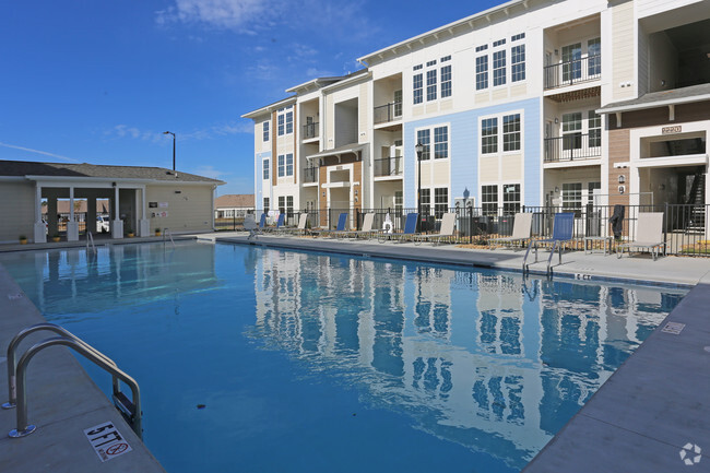 Building Photo - Waterside Apartments