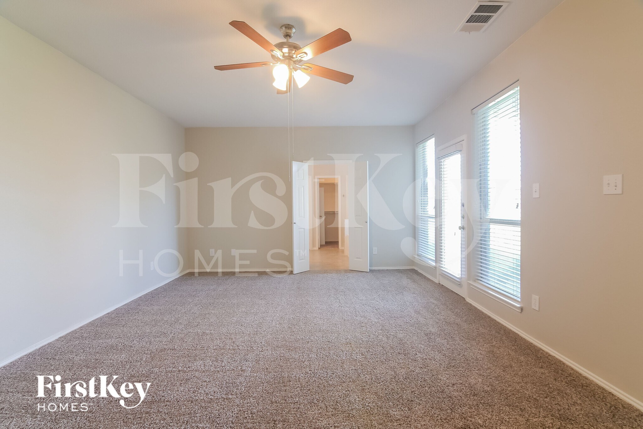 Building Photo - 1731 Vista Ridge Dr W