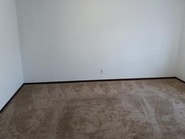 Building Photo - 2313 Raymac Rd SW