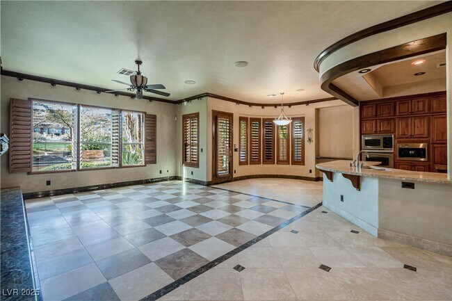 Building Photo - 1423 Foothills Village Dr