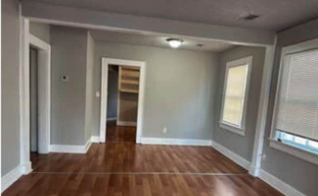 Building Photo - 129 N 11th St