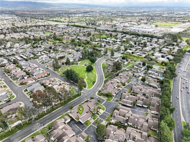 Building Photo - 32 Lone Pine