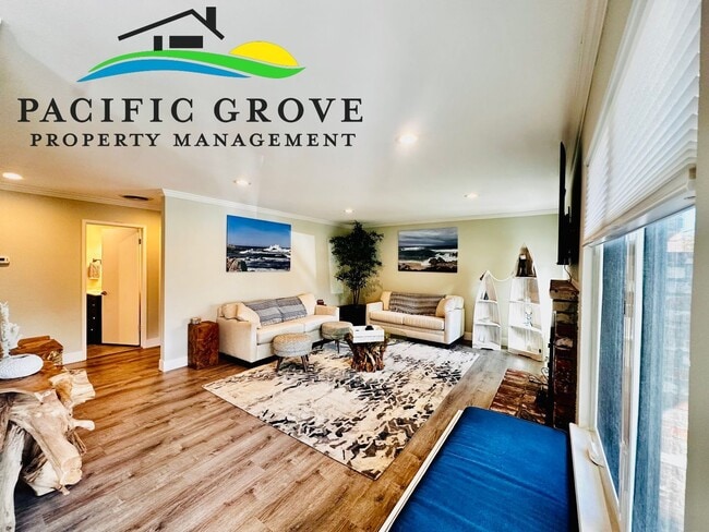 Building Photo - Charming Fully Furnished Updated Two-Bedroom in Pacific Grove!