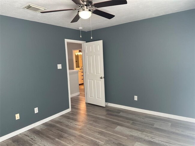 Building Photo - 9206 Kransbury Ln