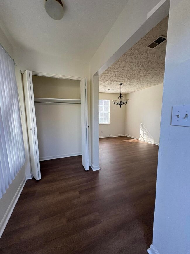 Building Photo - 757 Gatehouse Pl