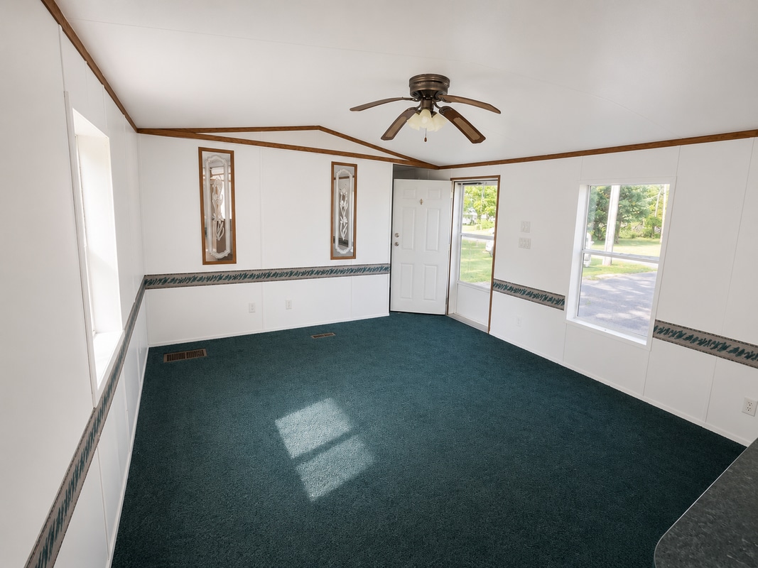 Building Photo - 11226 Greenwood Rd