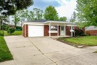 Building Photo - 366 Randy Dr