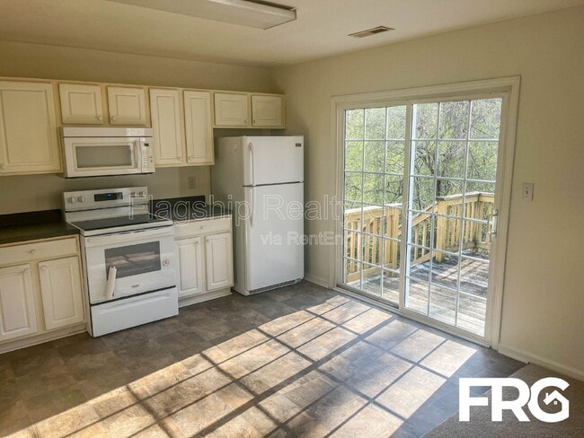 Building Photo - 4270 Williamsbrook Ln