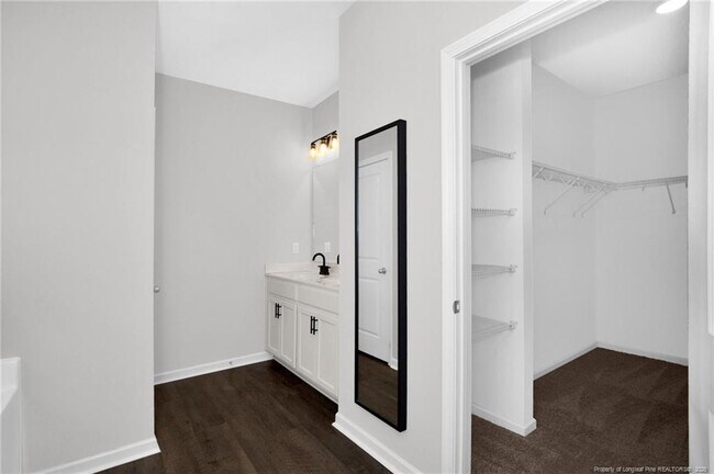 Building Photo - 2346 Spinning Wheel Rd