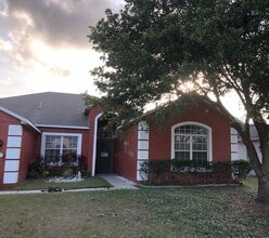 Building Photo - 516 Brentford Ct