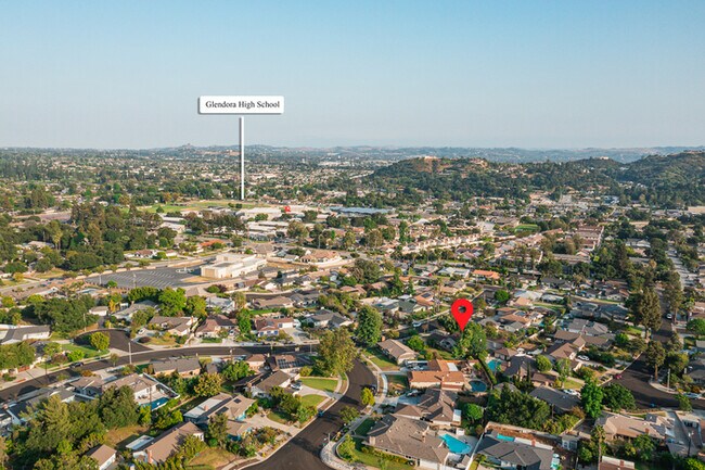 Building Photo - Spacious 4BR 2BA Home in Prime Glendora