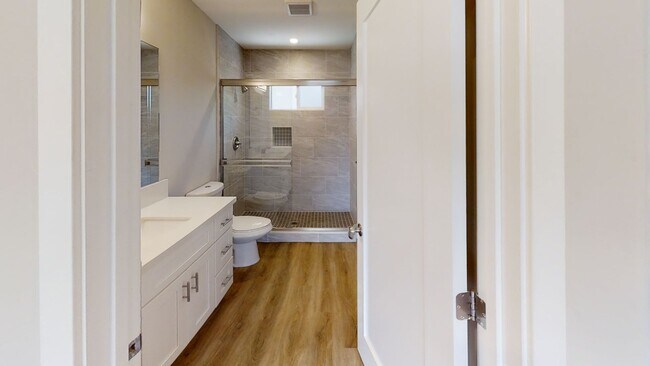 Building Photo - Cozy 4BR 2 BA on Dorothy Dr