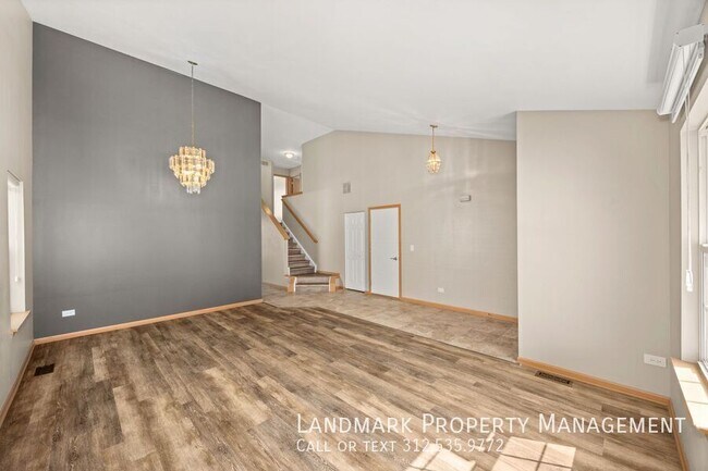 Building Photo - 437 Maggie Ln