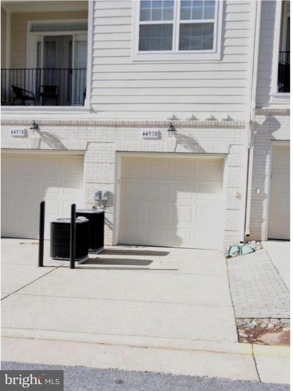 Building Photo - 4495 Beacon Grove Cir