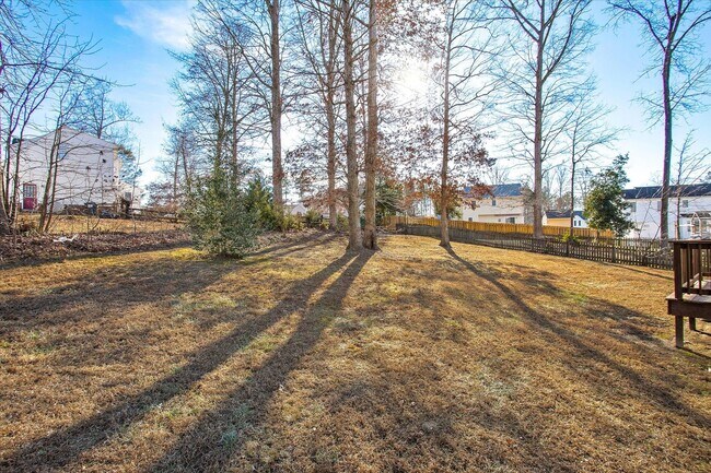 Building Photo - NEWLY RENOVATED 4 BEDROOM HOME IN ASHBROOK